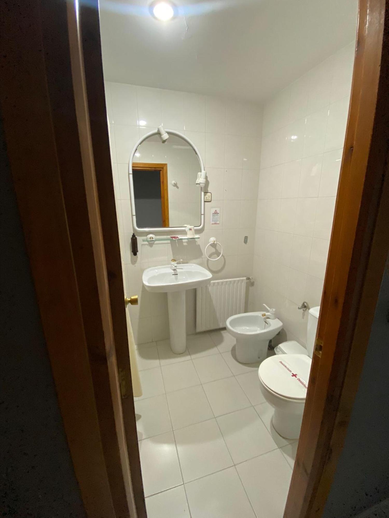 Hostal Los Valles Bielsa Buitenkant foto
